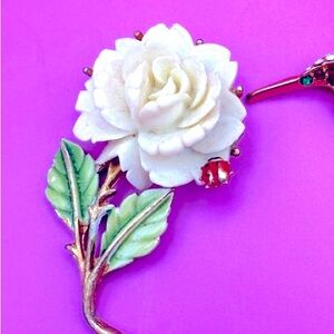 Vintage lucite white rose with enamel lady bug brooch signed JJ.